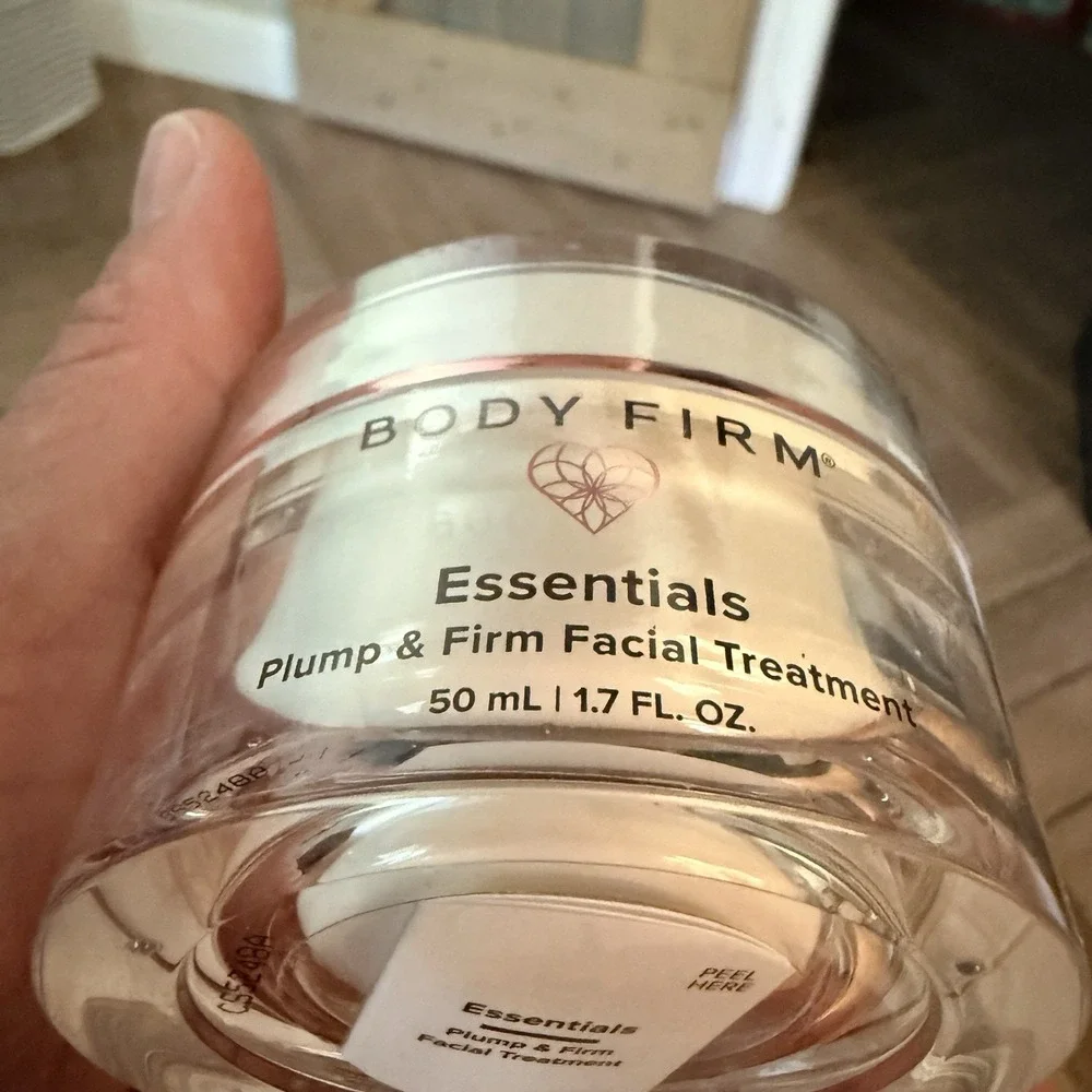 Crepe Erase Body Firm Essentials Plump & Firm Facial Treatment 1.7oz 50ml Sealed